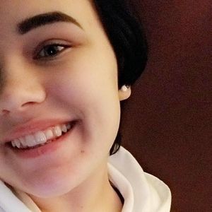 Meet your Posher, Lily